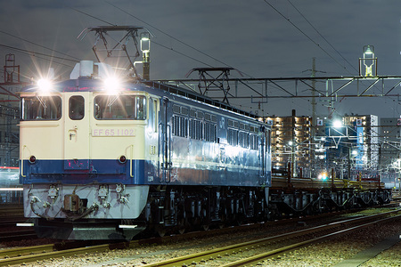 EF65-1102