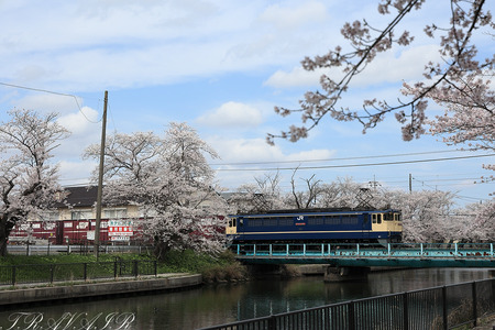 EF65-2083H̍