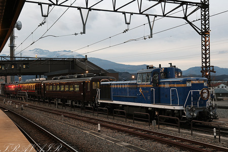 DE10-1109