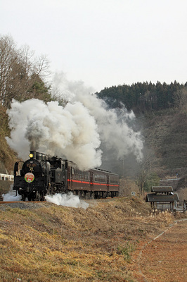 水車小屋脇