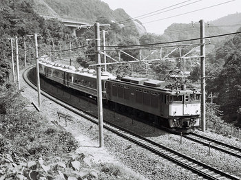 EF64-32