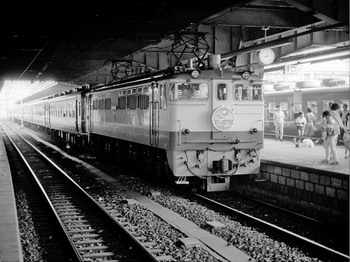 EF65-1115ミステリー列車