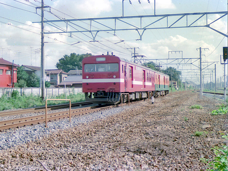 身延線色のクモユニ143 | TRAVAIR Railway Photograph