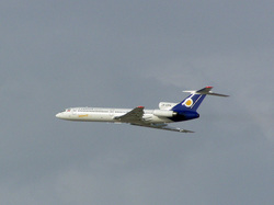 カスピアン航空のTu-154